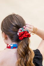 Load image into Gallery viewer, Arkansas Razorbacks Scrunchie Set