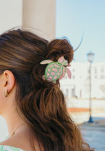 Load image into Gallery viewer, Delta Zeta Hair Claw Clip