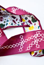 Load image into Gallery viewer, Mississippi State Bulldogs Skinny Scarf