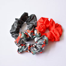 Load image into Gallery viewer, Texas Tech Red Raiders Scrunchie Set