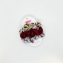 Load image into Gallery viewer, Mississippi State Bulldogs Scrunchie Set