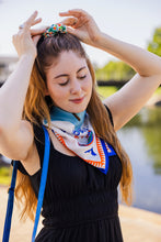 Load image into Gallery viewer, Florida Gators Saturday Scarf™

