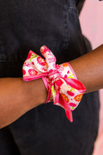 Load image into Gallery viewer, Phi Mu Skinny Scarf
