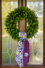 Load image into Gallery viewer, Texas A&amp;M Aggies Cotton Wreath Scarf
