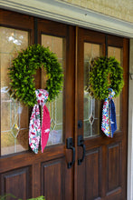 Load image into Gallery viewer, Arkansas Razorbacks Cotton Wreath Scarf
