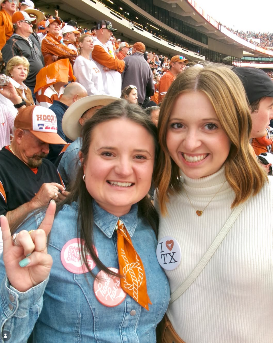 Houston Go Coogs Gameday Button – Saturday Silks